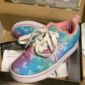 Girls heelys size 13 C like new